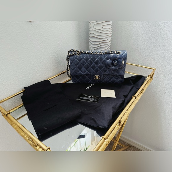 Authentic Chanel Handbag - Picture 2 of 15